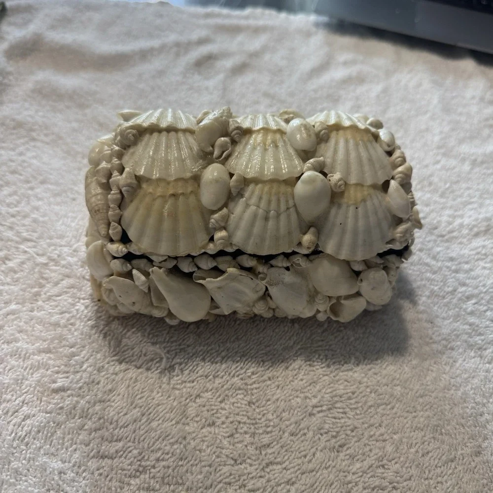 Vintage Handmade Seashell Covered Trinket Box Coastal Beach Decor Shell Jewelry